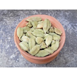 whole green cardamom